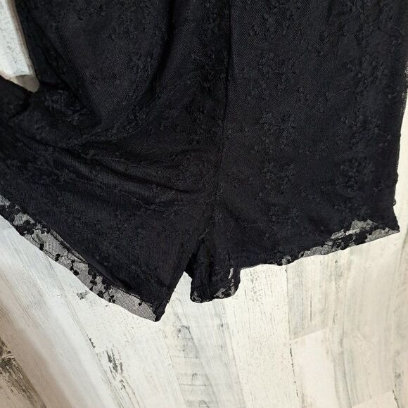 NWT 4SI3NNA Romper - Picture 4 of 8